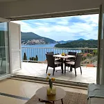 Punta Vale I 2bdr With Stunning Views * זאטון