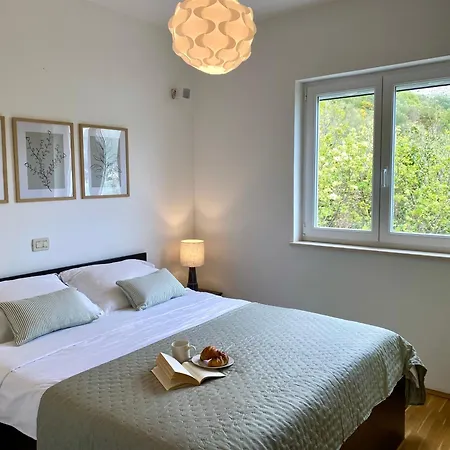 Punta Vale I 2bdr With Stunning Views Apartment *