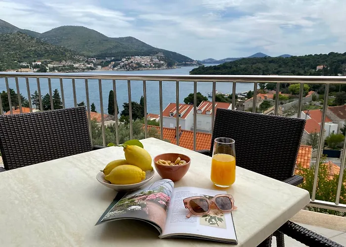 Punta Vale I 2bdr With Stunning Views * 扎通